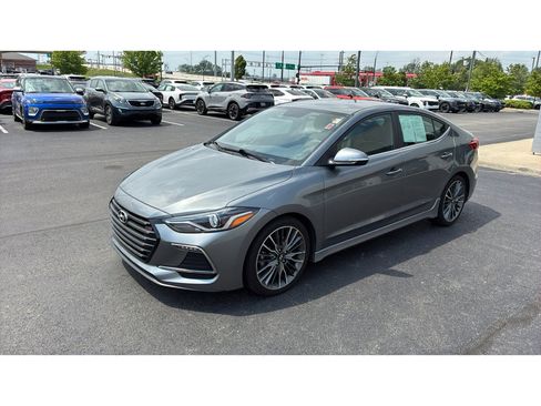 Used 2017 Hyundai Elantra Sport FWD image 2