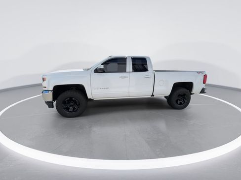Used 2017 Chevrolet Silverado 1500 LT w/ All Star Edition AWD/4WD image 5