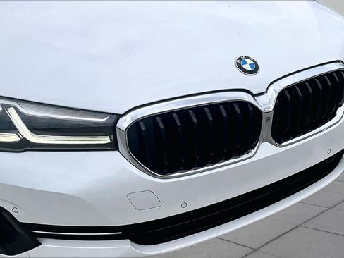Used 2021 BMW 540i w/ Premium Package RWD image 28