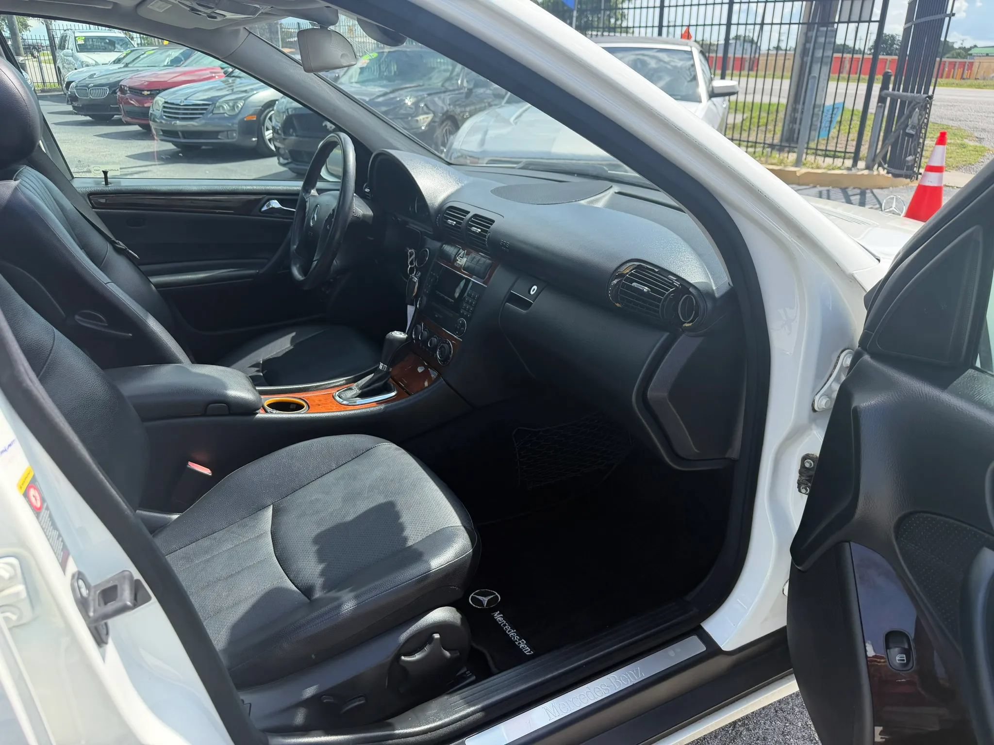 Used 2006 Mercedes-Benz C 280 Sedan image 10