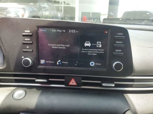 Used 2021 Hyundai Elantra SEL w/ Cargo Package FWD image 6