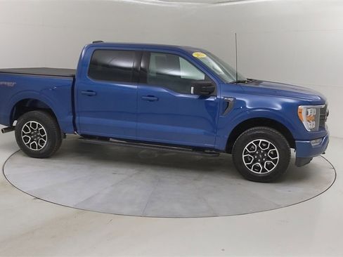 Certified 2022 Ford F150 XLT w/ Equipment Group 302A High image 12