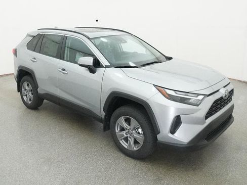 New 2025 Toyota RAV4 XLE image 13