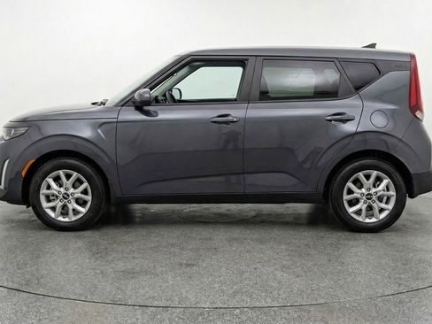 Used 2025 Kia Soul LX w/ LX Technology Package FWD image 5