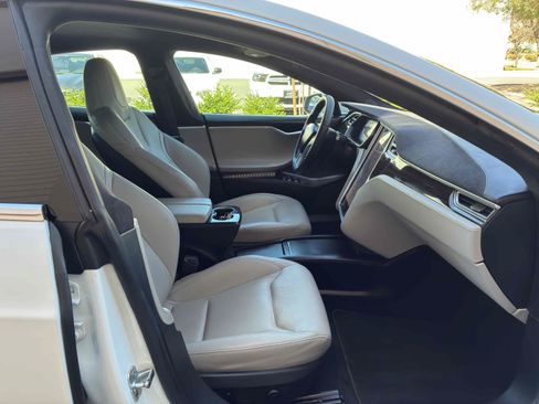 Used 2016 Tesla Model S 90D AWD/4WD image 41