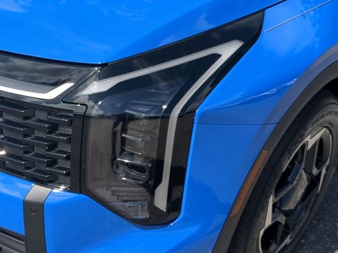 New 2026 Kia Sportage EX w/ EX Panorama Roof Package image 9