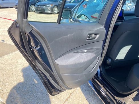 Used 2025 Toyota Corolla LE image 15