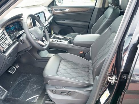 New 2026 Volkswagen Atlas SEL Premium R-Line image 17