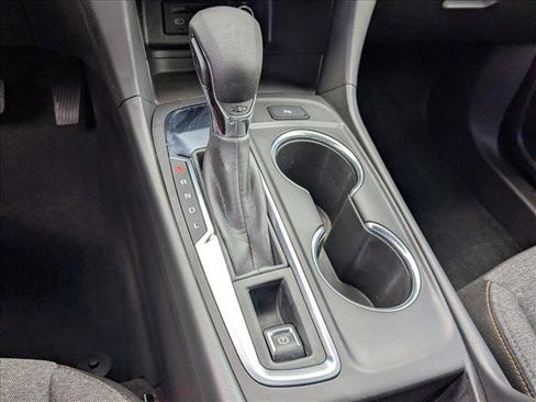 Used 2024 Chevrolet Equinox LT image 12