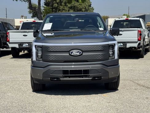 Used 2025 Ford F150 Lightning Flash AWD/4WD image 2