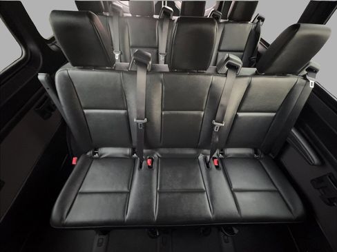 Used 2021 Mercedes-Benz Sprinter 2500 image 13