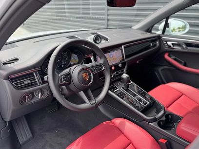 New 2026 Porsche Macan
