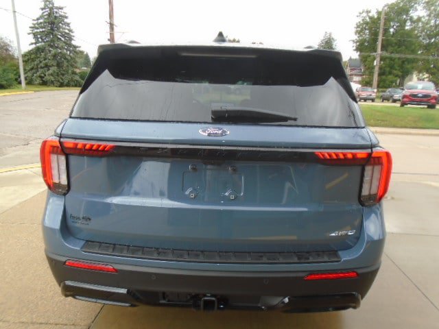 New 2026 Ford Explorer ST-Line AWD/4WD image 5