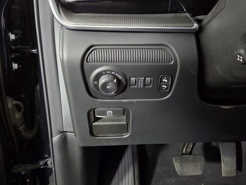 Used 2023 Jeep Grand Wagoneer L Series III w/ Quick Order Packagew 28T image 21