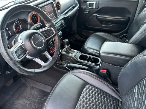 Used 2021 Jeep Gladiator Mojave AWD/4WD image 11