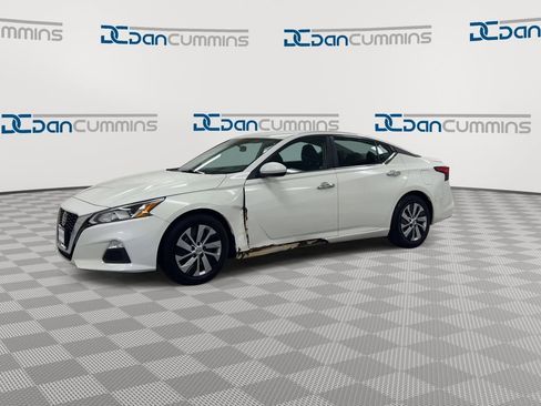 Used 2019 Nissan Altima 2.5 S FWD image 4