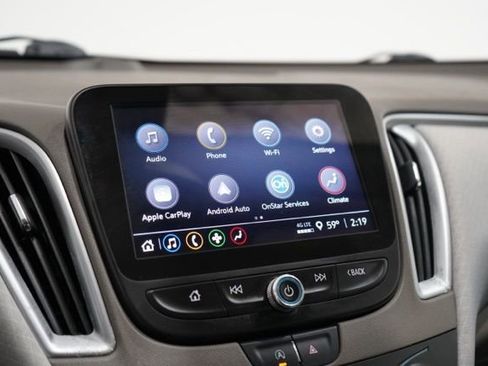 Used 2022 Chevrolet Malibu LT image 24