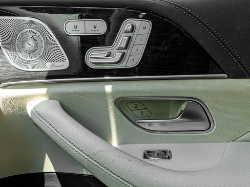 Used 2020 Mercedes-Benz GLE 350 image 23