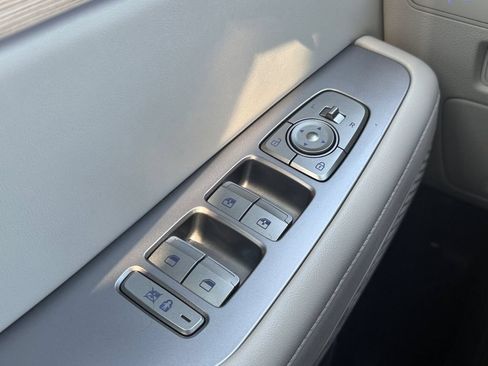 Used 2024 Hyundai Palisade Limited FWD image 24