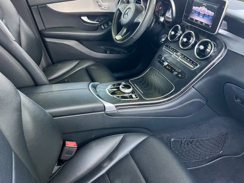 Used 2019 Mercedes-Benz GLC 300 image 18