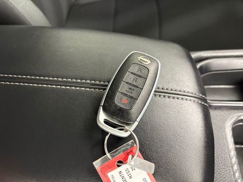 Certified 2025 Nissan Sentra S image 40