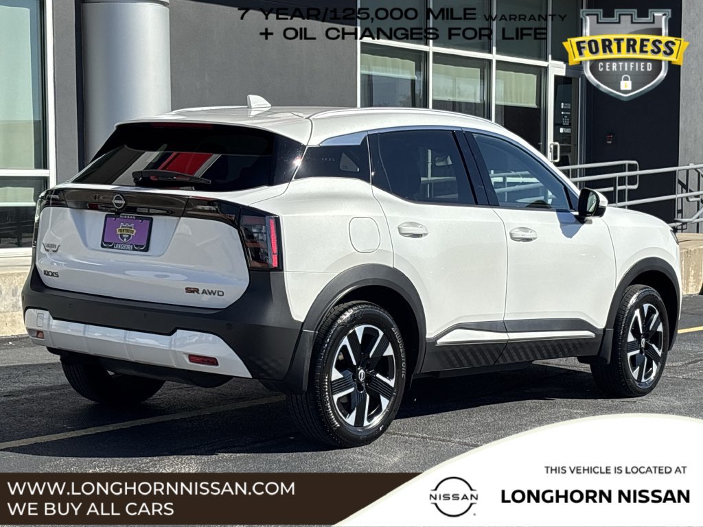 Used 2025 Nissan Kicks SR AWD/4WD image 3