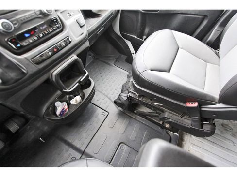 Used 2026 RAM ProMaster 2500 w/ Convenience Group FWD image 22