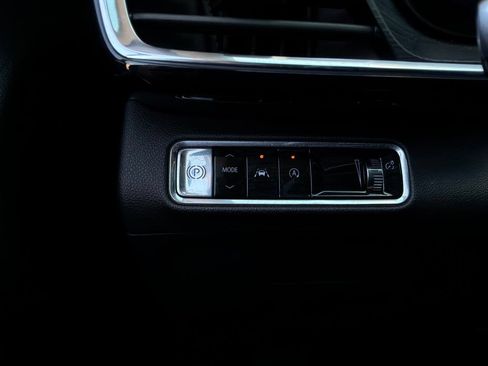 Used 2024 Buick Envision Preferred AWD/4WD image 23