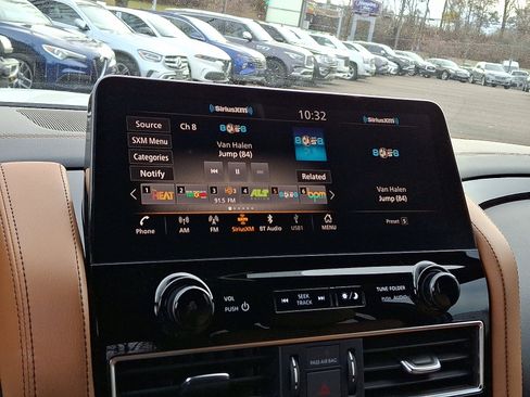 Used 2024 INFINITI QX80 Sensory image 20