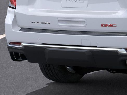 New 2026 GMC Yukon XL Denali AWD/4WD image 14