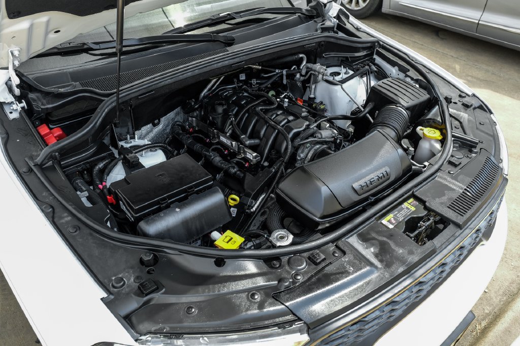 Used 2025 Dodge Durango R/T AWD/4WD image 55