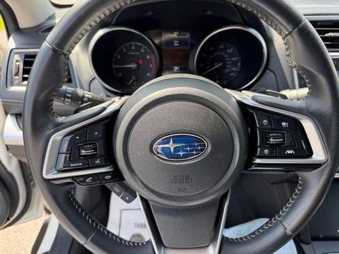 Used 2018 Subaru Outback 2.5i Limited AWD/4WD image 12