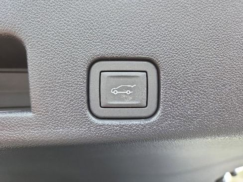 New 2026 Chevrolet Traverse LT AWD/4WD image 35