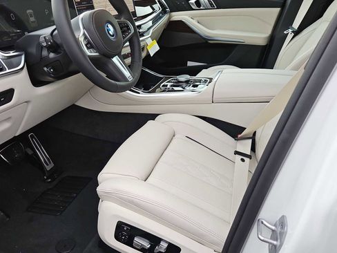 New 2026 BMW X5 xDrive50e w/ M Sport Package image 16