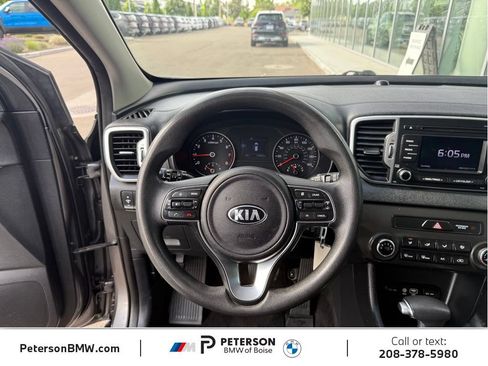 Used 2017 Kia Sportage LX AWD/4WD image 16