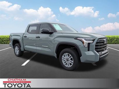 New 2026 Toyota Tundra SR5 w/ SR5 Convenience Package