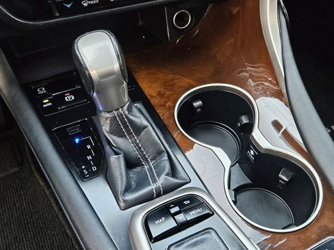 Used 2018 Lexus RX 350 AWD w/ Premium Package image 29