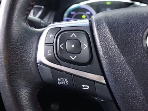 Used 2017 Toyota Camry SE FWD image 12