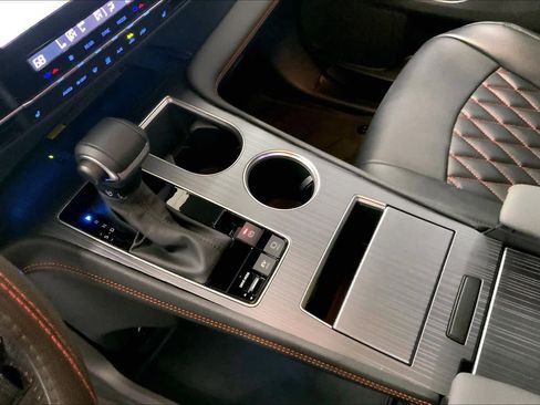 Used 2024 Toyota Sienna XSE image 26