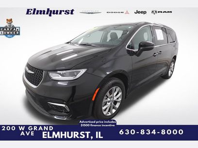 Used 2023 Chrysler Pacifica Touring-L