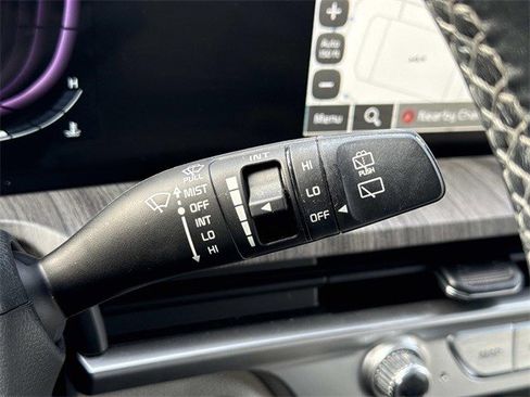 Used 2023 Kia Telluride EX w/ EX Captain's Chair Package image 26