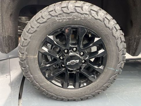 New 2026 Chevrolet Silverado 2500 High Country w/ High Country Premium Package AWD/4WD image 11