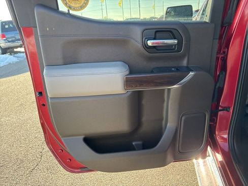 Used 2019 GMC Sierra 1500 SLT w/ SLT Premium Package image 29
