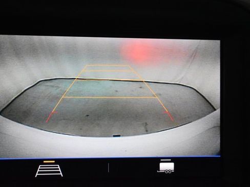 Used 2022 Chevrolet Silverado 1500 Custom w/ Safety Confidence Package image 21