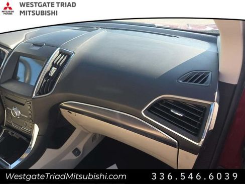 Used 2019 Ford Edge Titanium w/ Equipment Group 301A FWD image 13