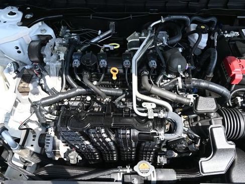 Used 2025 Nissan Altima 2.5 SV FWD image 17