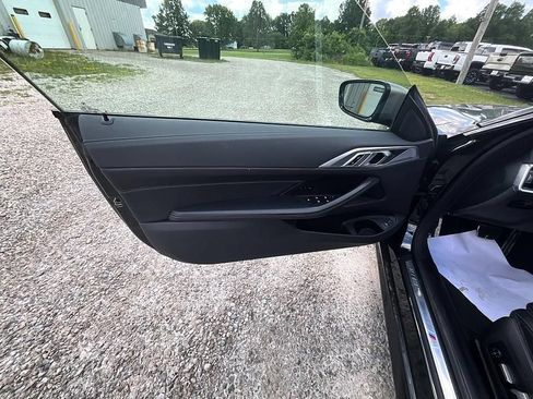 Used 2024 BMW 440i xDrive Convertible AWD/4WD image 11