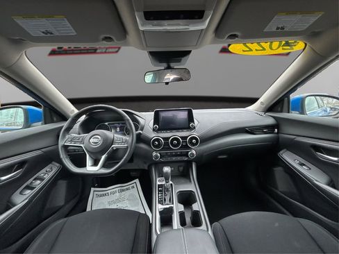 Used 2022 Nissan Sentra SV w/ Trunk Package image 22