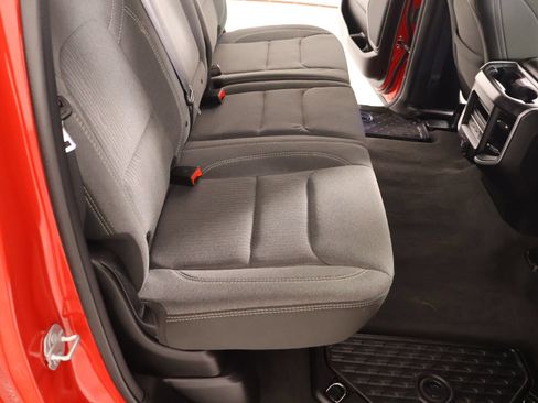 Used 2022 RAM 1500 Big Horn AWD/4WD image 14