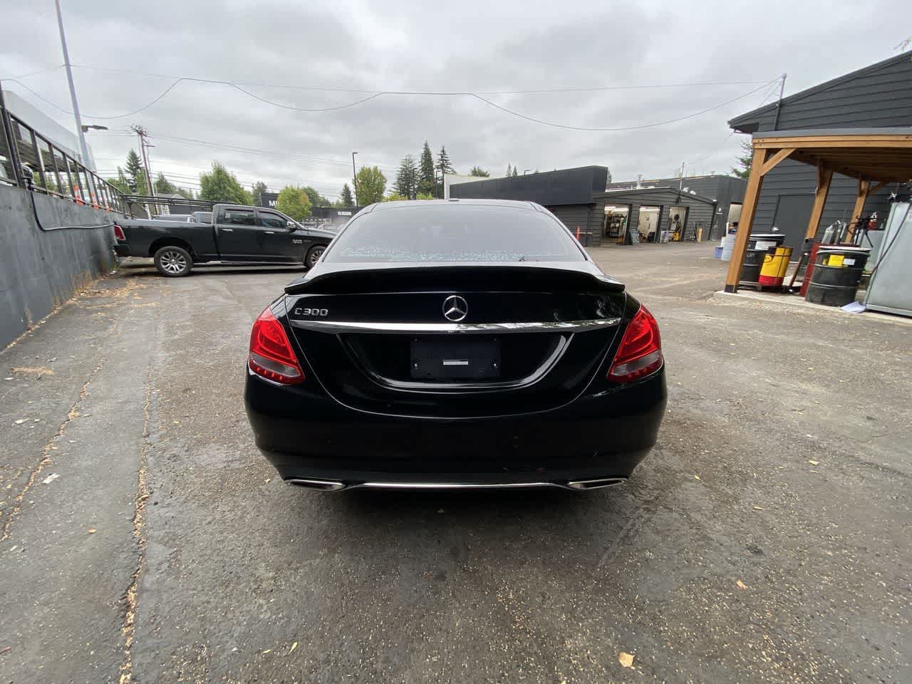 Used 2017 Mercedes-Benz C 300 Sedan image 5